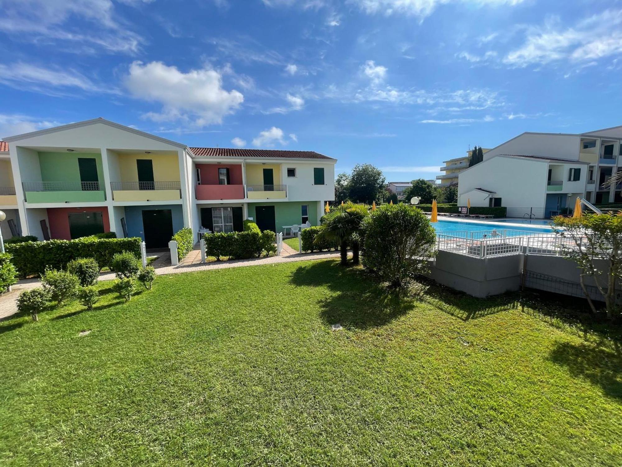 Villaggio Luna Swimmingpool- Agenzia Cocal Caorle Exterior foto