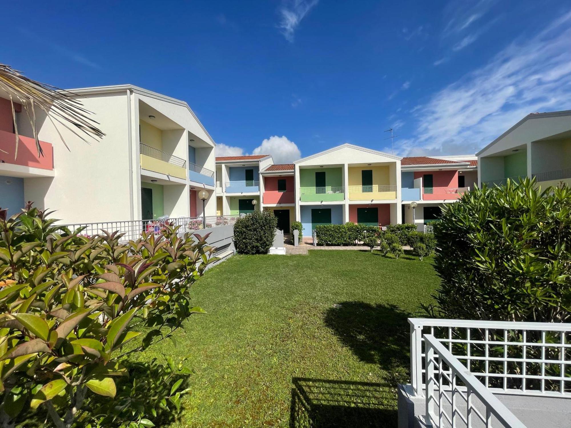 Villaggio Luna Swimmingpool- Agenzia Cocal Caorle Exterior foto